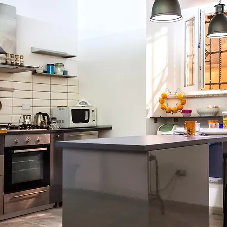 Orange Tree House Апартаменты