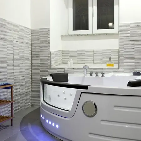 Orange Tree House Апартаменты